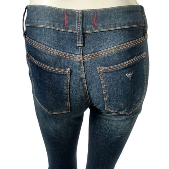 5017.....Guess Skinny Jeans Size 24, 31" Inseam 7" Rise - Picture 4 of 5